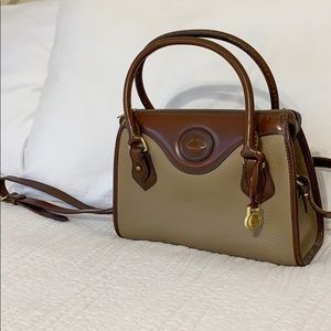 Vintage Dooney & Bourke purse